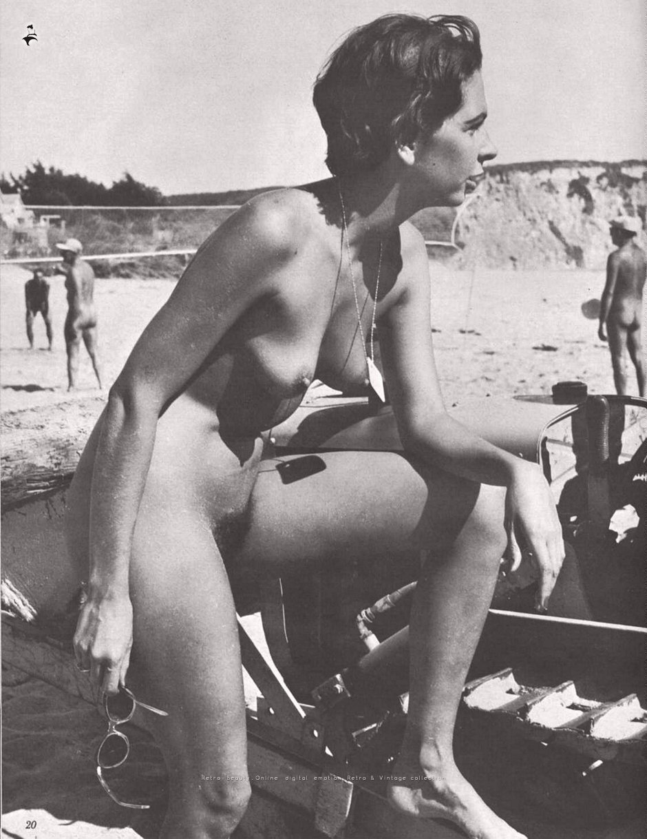 Retro porn on the beach