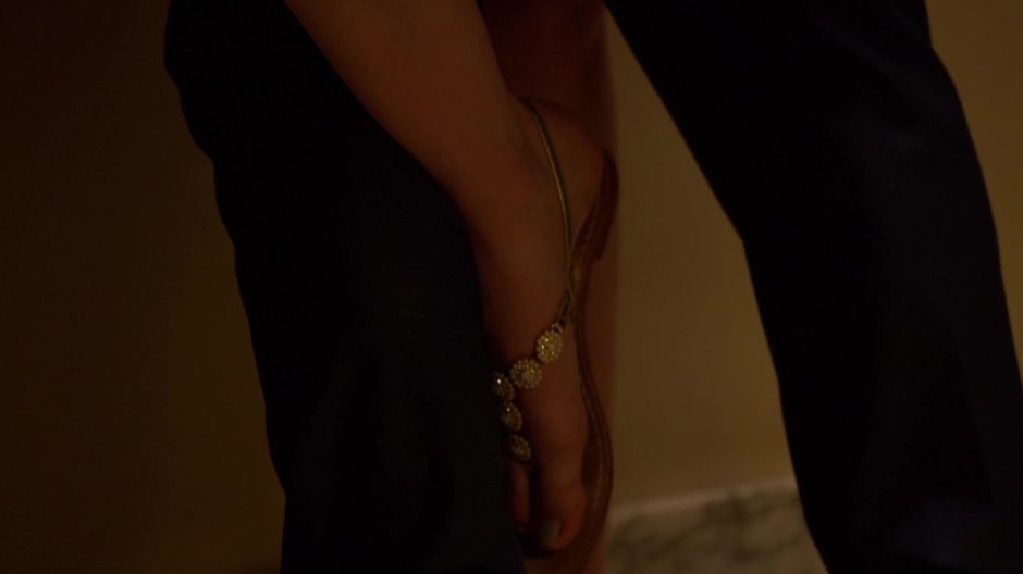 Elizabeth Feet morons