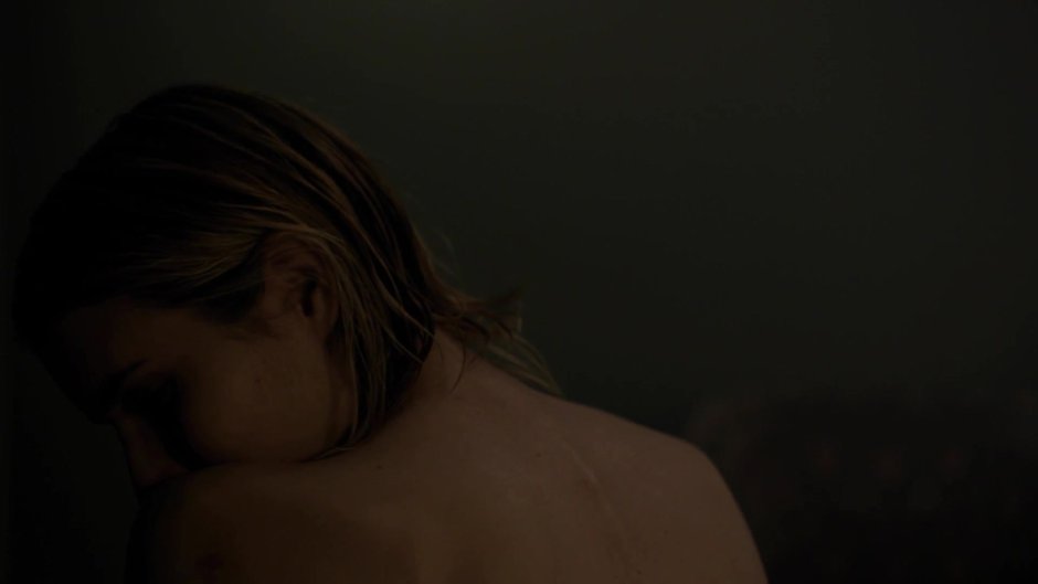 Emma Roberts Erotic scenes