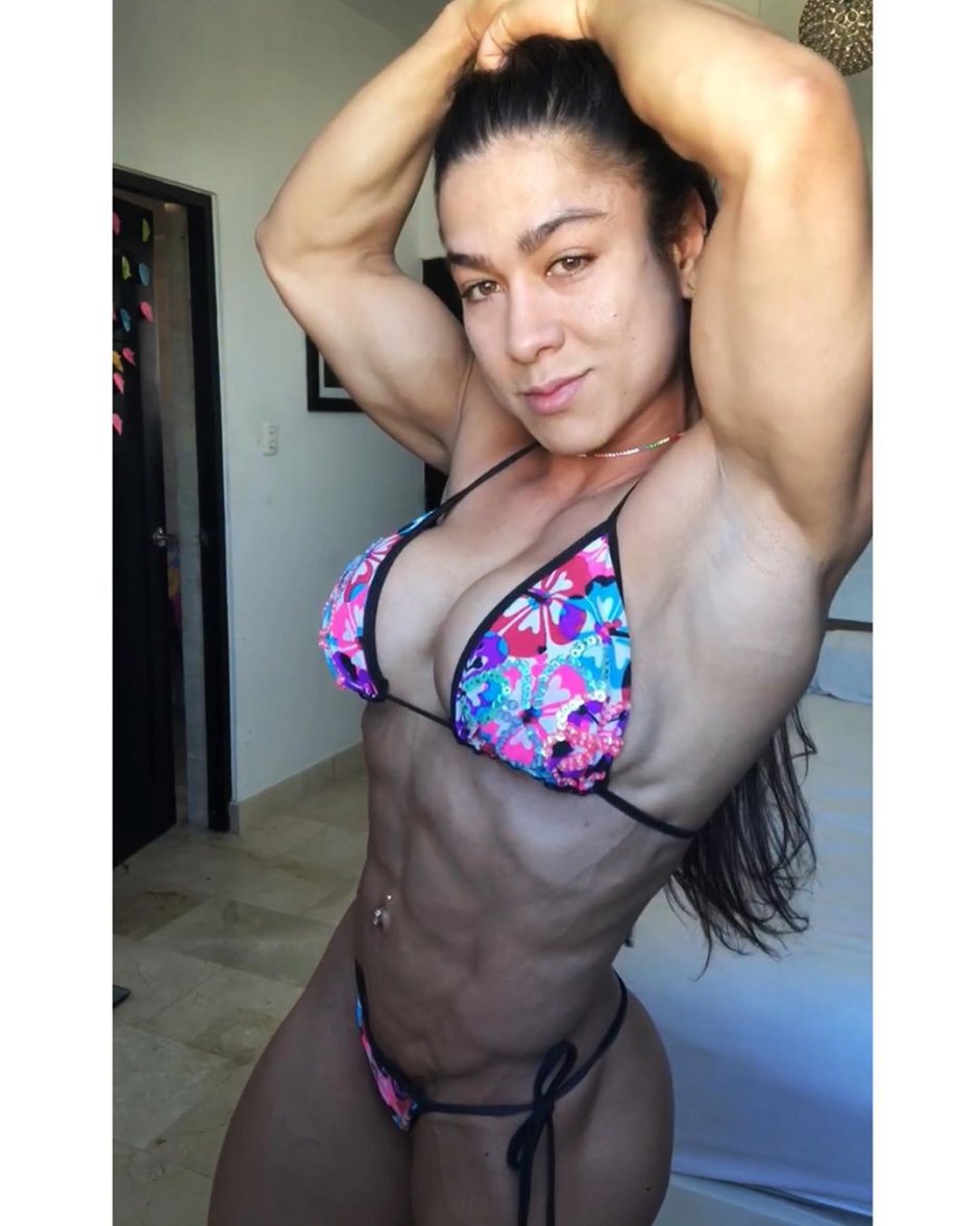 @Modellinalinn