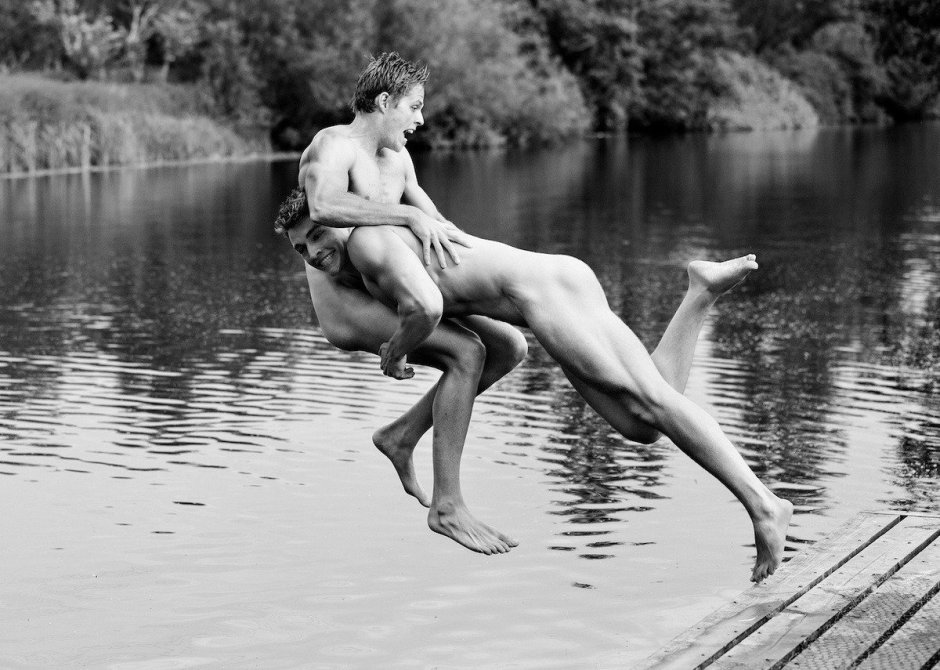 Gonaked Magazine - The Emag for Male Nudists