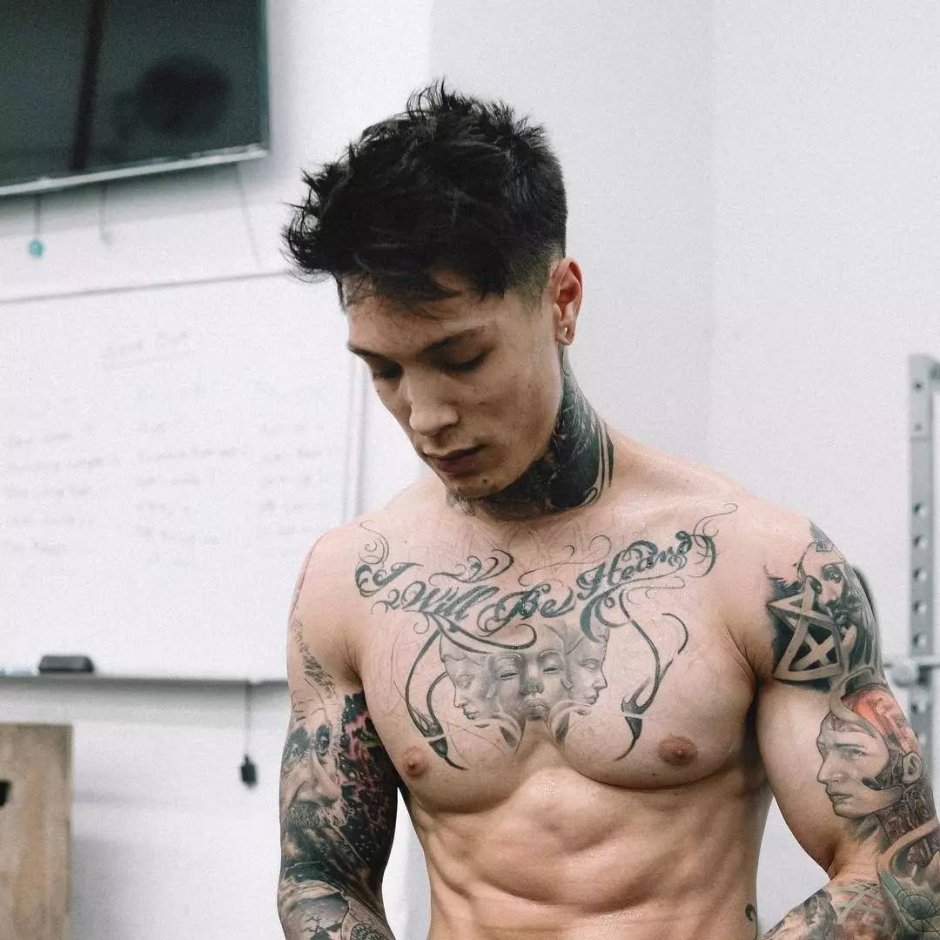 Hairstyle Chris Heria