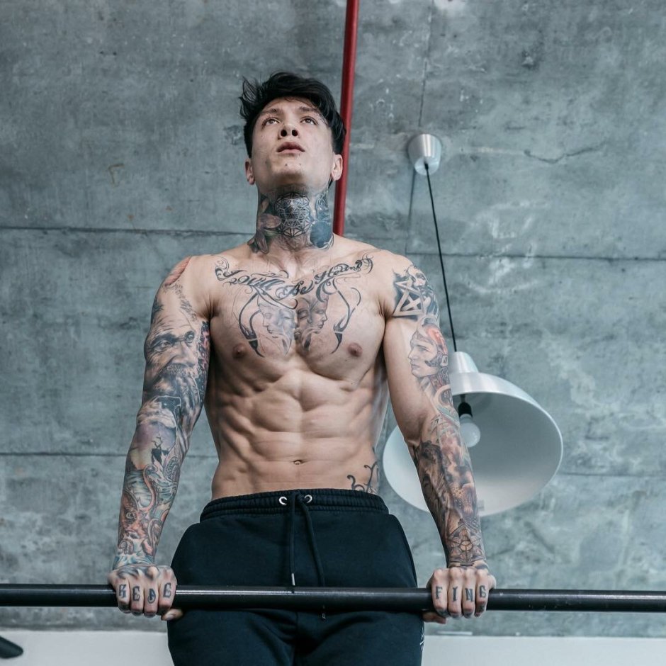 Chris Heria press