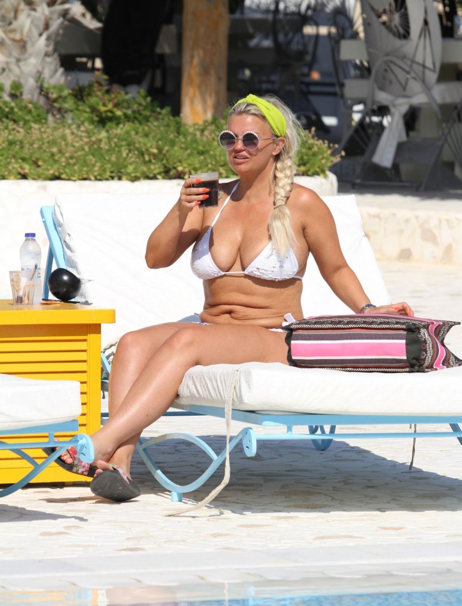 Kerry Katona hot