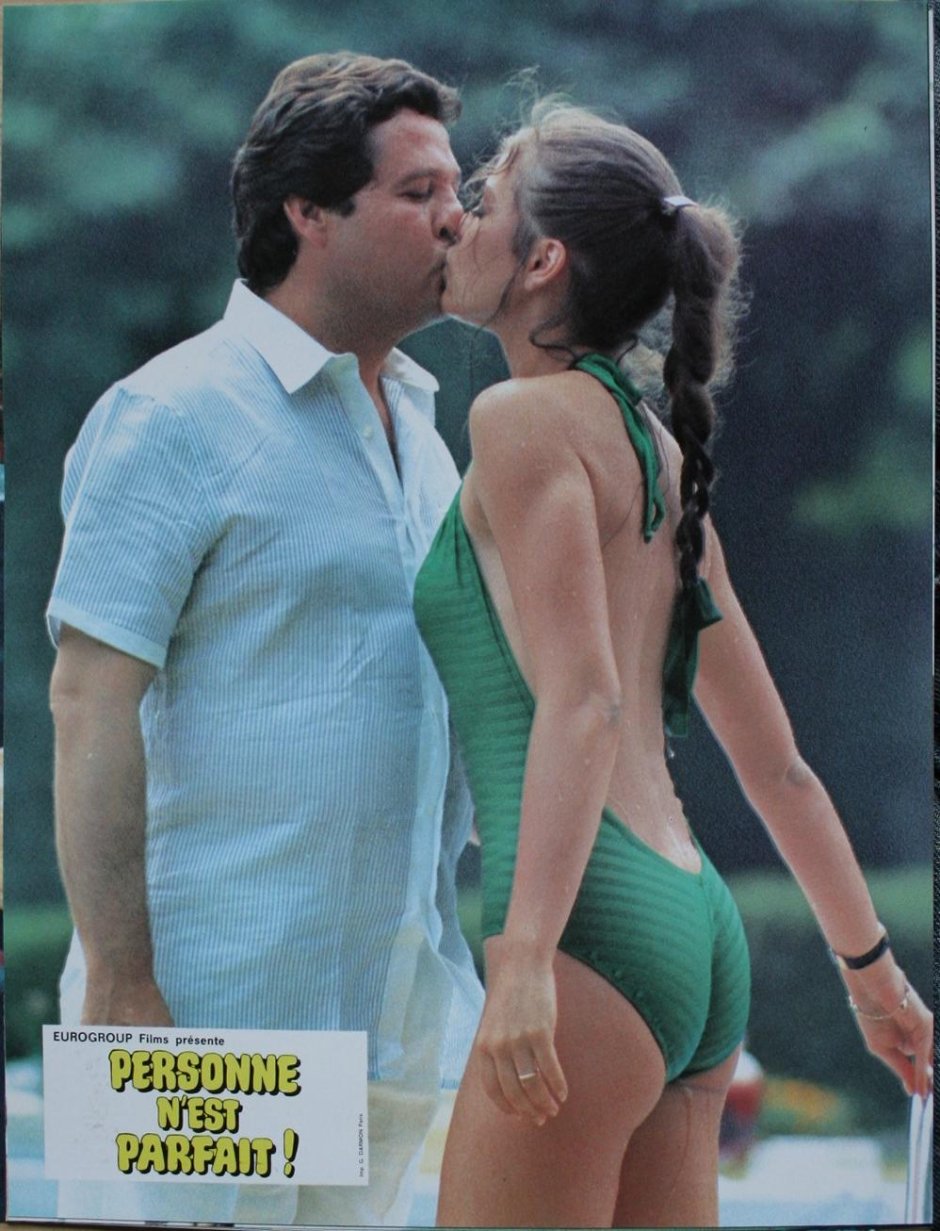 Ornella Muti in linen