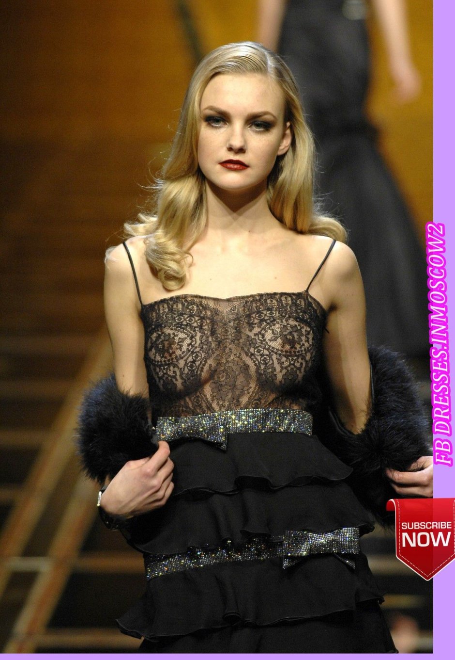 Caroline Trentini Catwalk