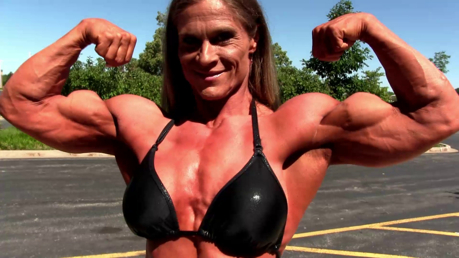 Maria Mikola Bodybuilding