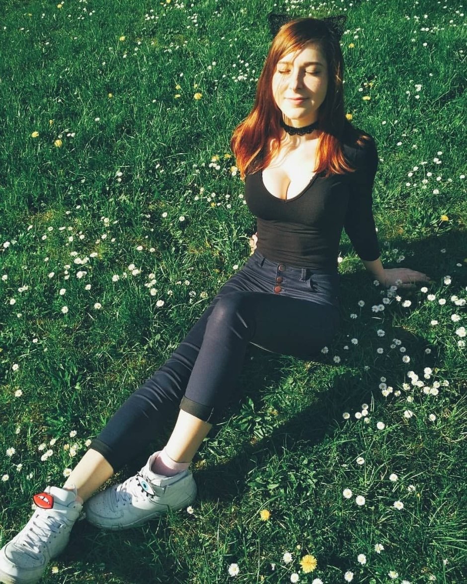 Christina Kalinka Fox Fiona 18