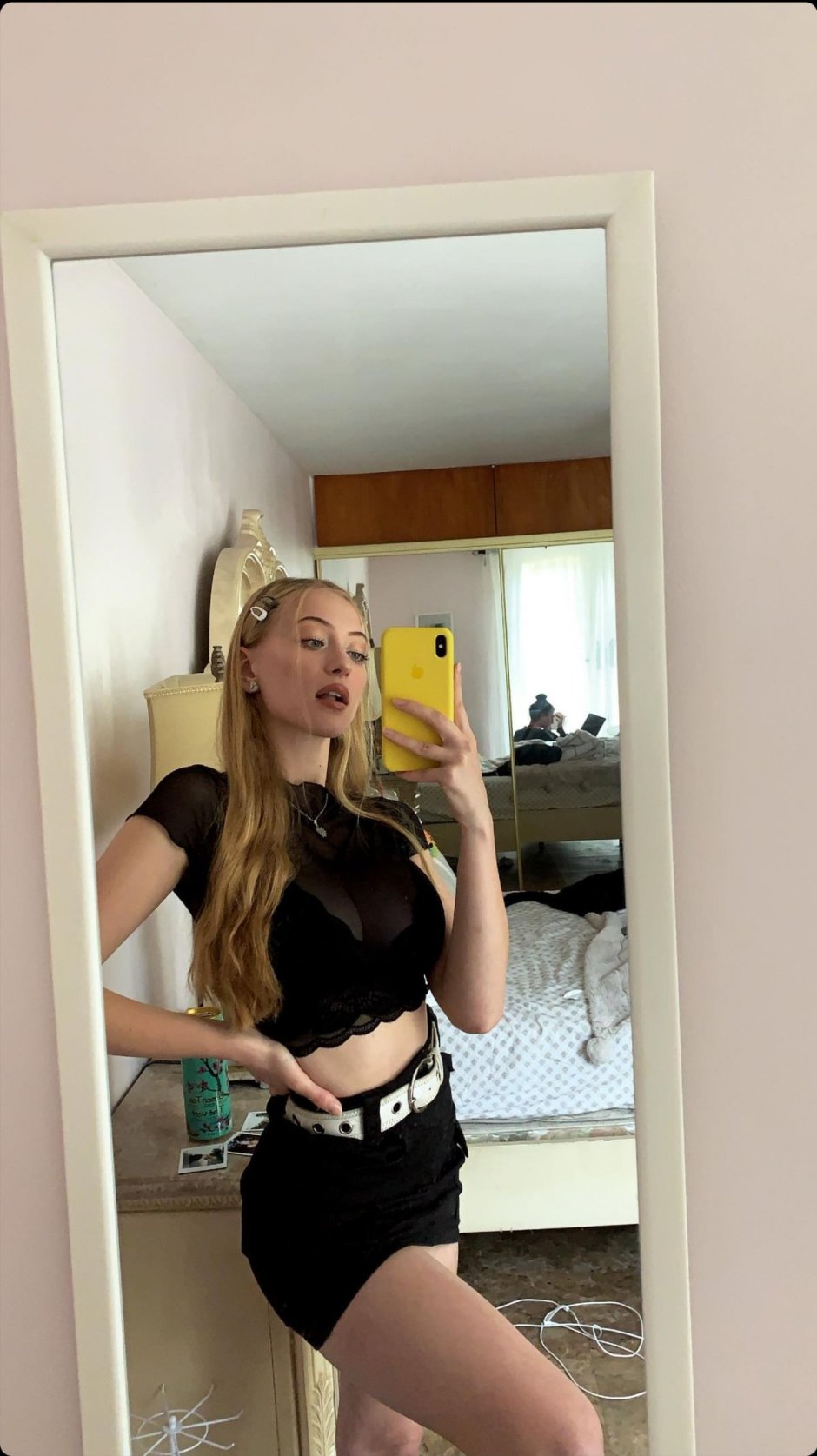 Sofia Diamonds Topless