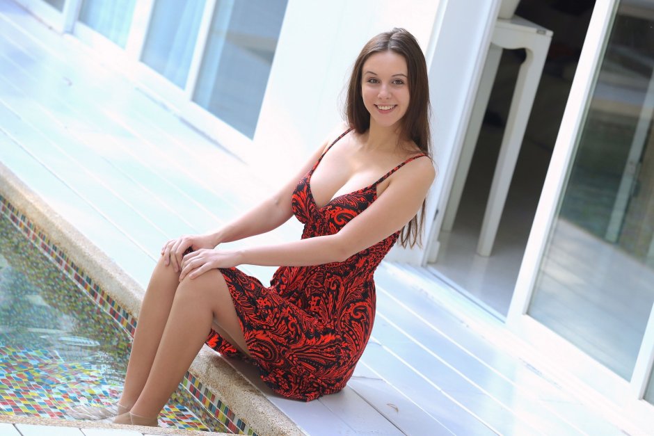 Jessica albanka naked on the bed