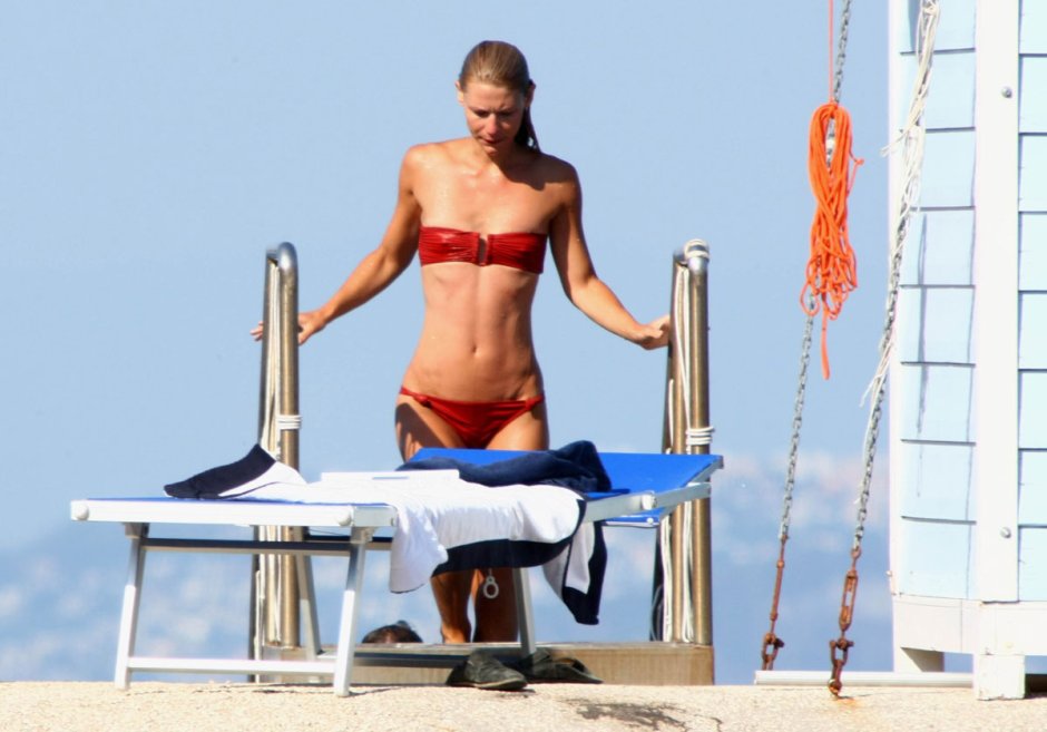 Claire Danes hot