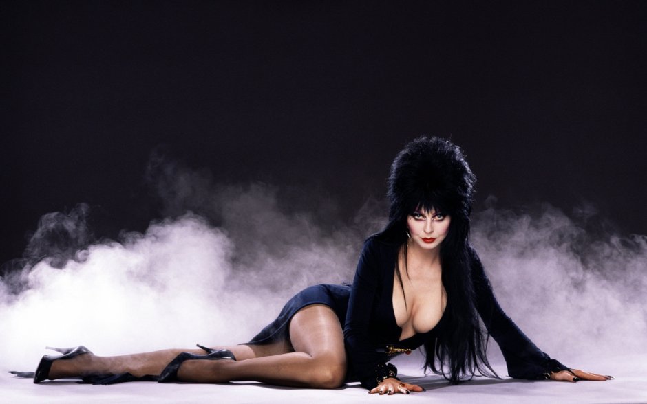 Elvira lord of darkness 18 +
