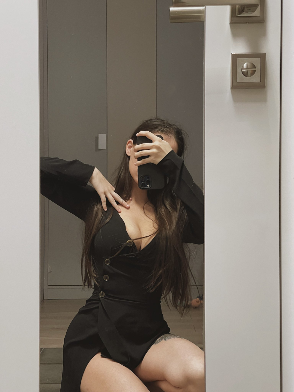 Kamilla Karieva Flinnywinny