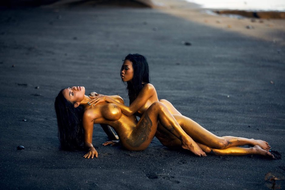 Syrian Rosid model naked