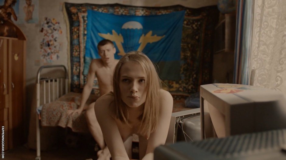 Yana Enzhaev series shameless naked