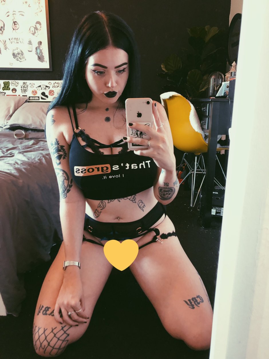 Elena Plaksina chest