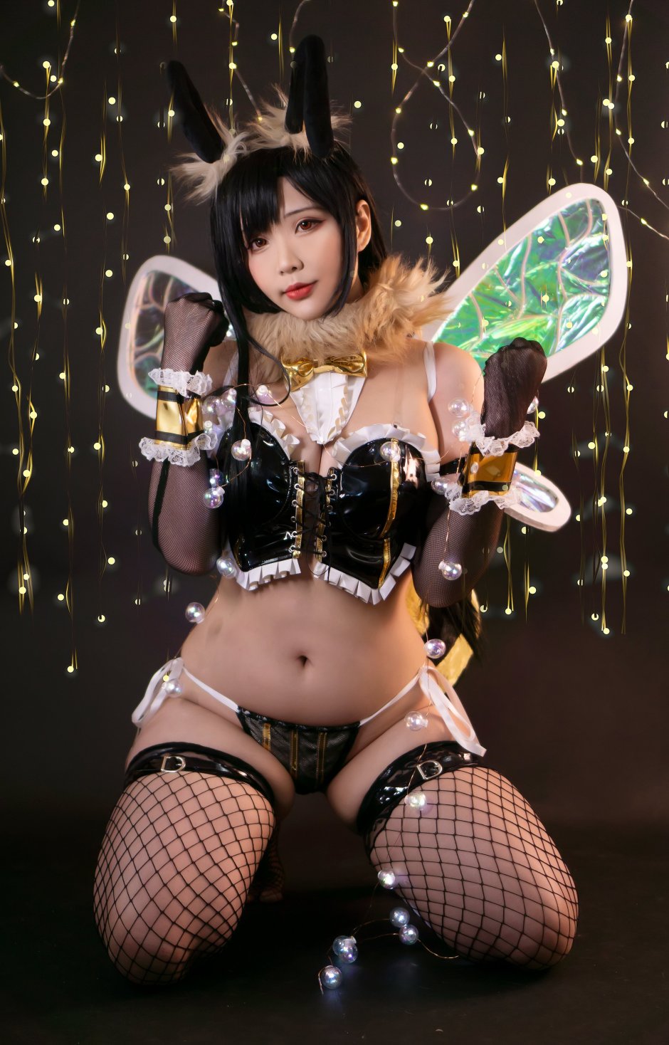 Cosplayer Hana Bunny Elf
