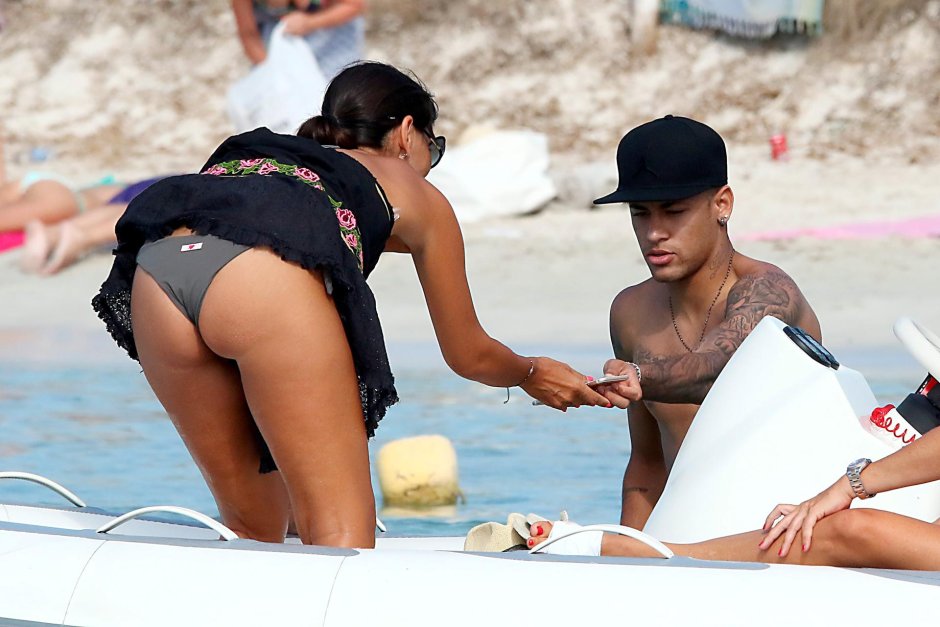 Neymar torso 2020