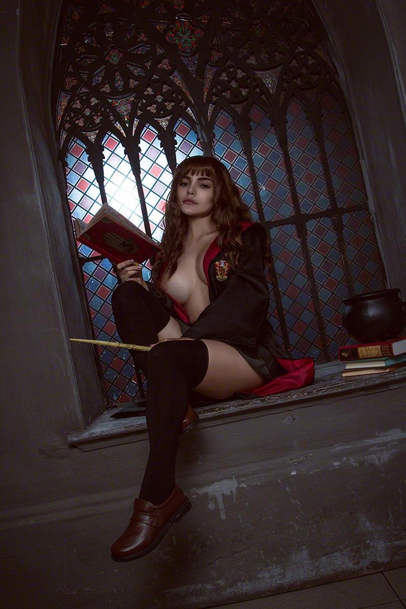 Kalinka Fox Hinata