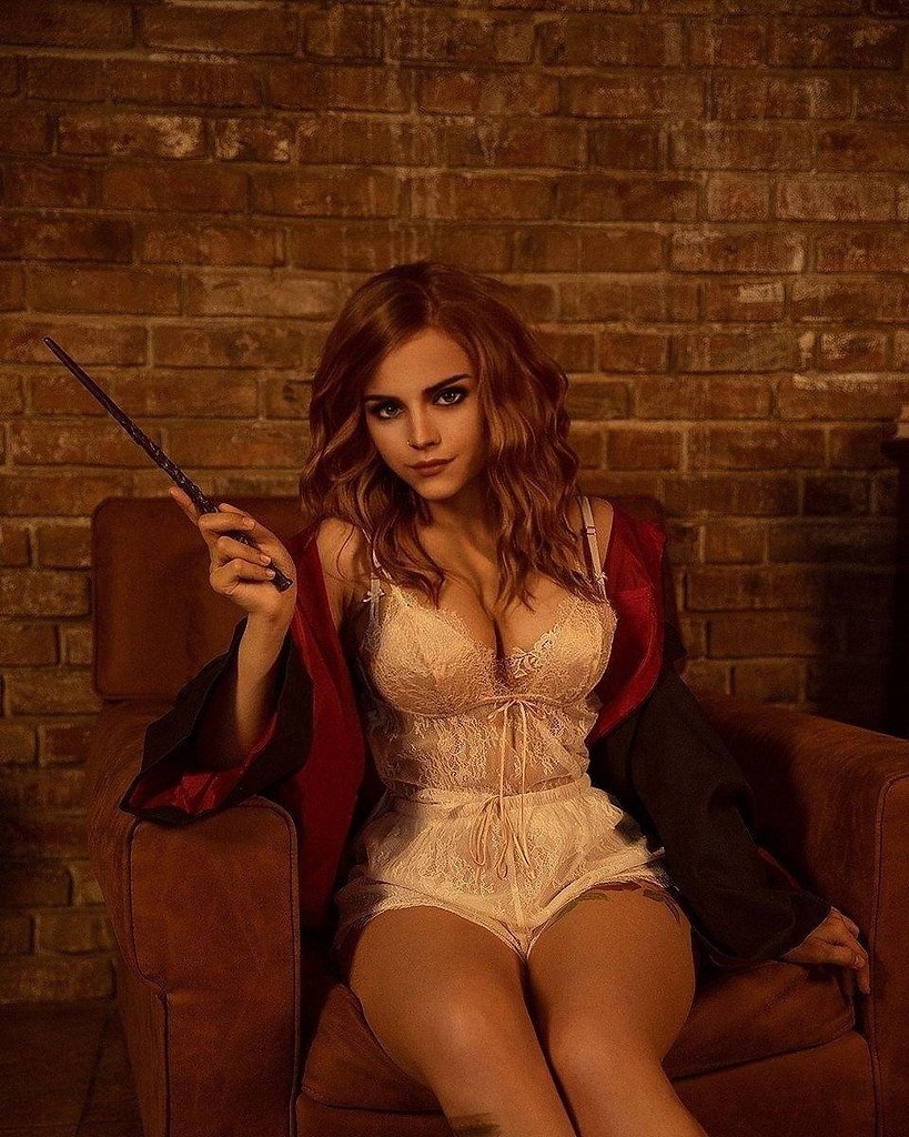 Christina "Kalinka Fox" Fink Hermione