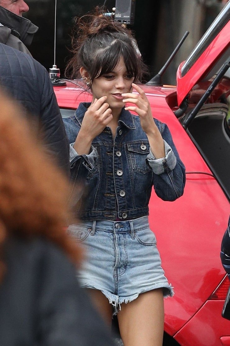 Jenna Ortega Pussy Slip