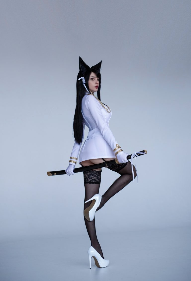 Alin Ma Nudes - Xenoncos Pussy & Ass Photos in Ahri Onlyfans Cosplay - 30 Image