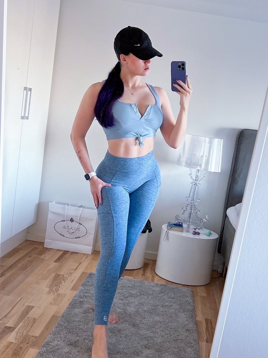 ADELINE FROST ONLYFANS