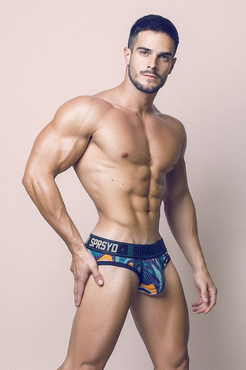 Model Jorge Cobian