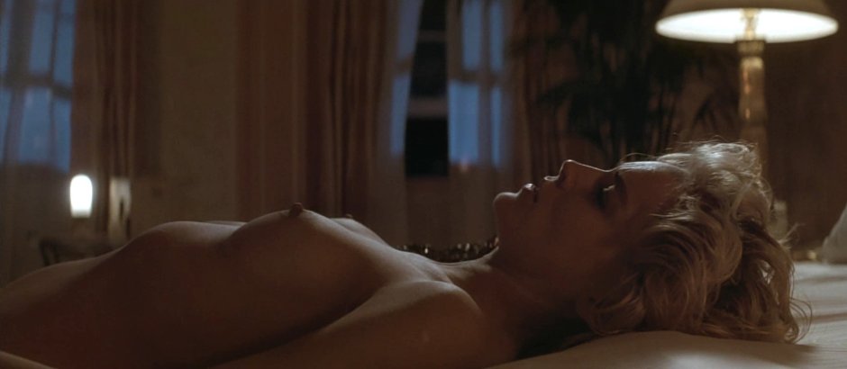 Sharona and Her Beautiful Tits in the Morning Naked