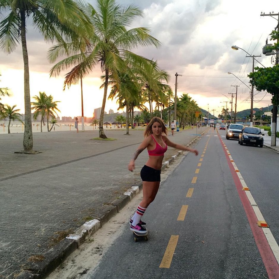 Bufffon Skateboarder