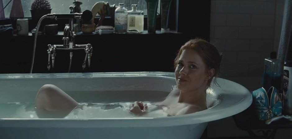 Amy Adams in linen
