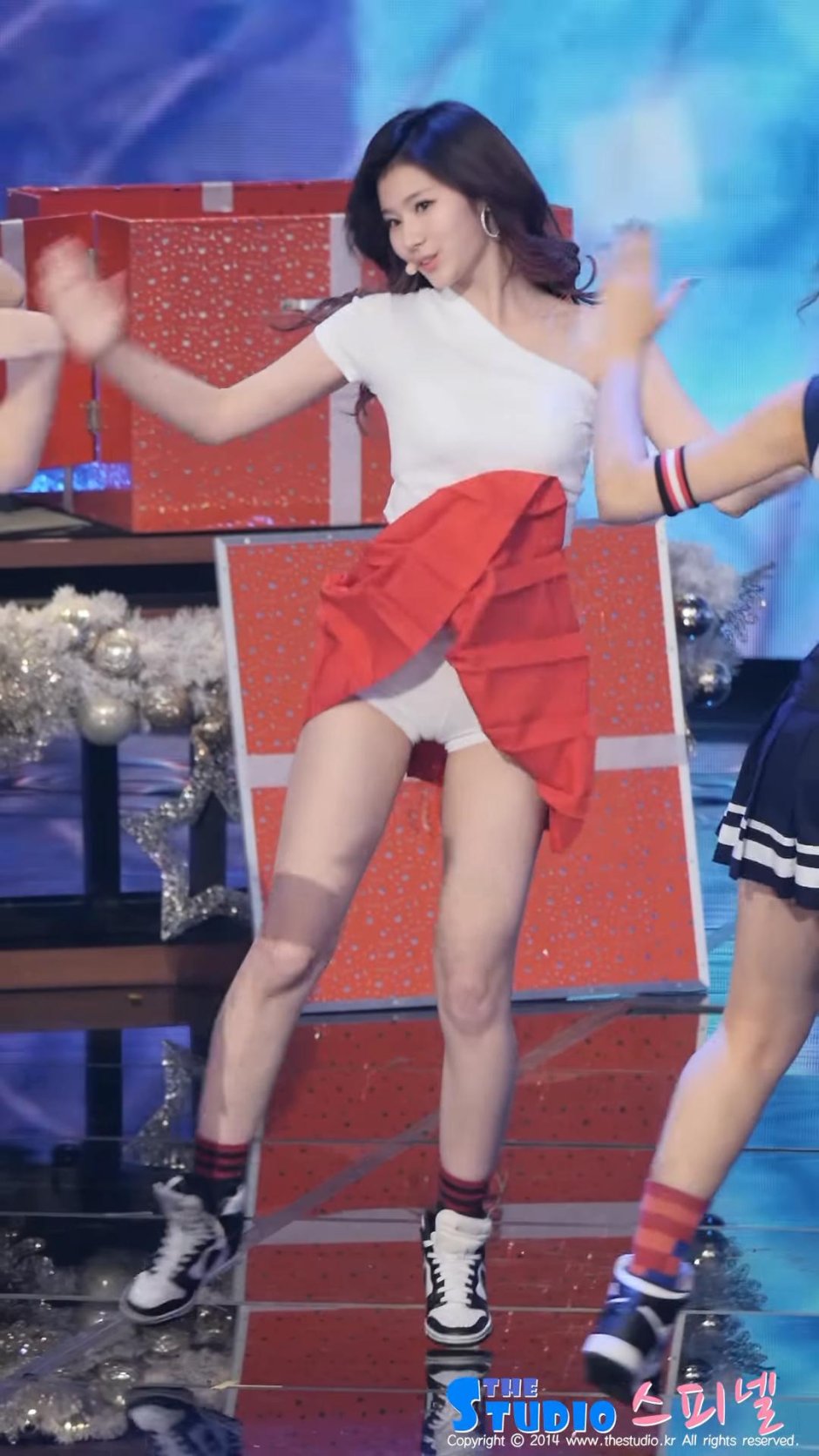 Idols with growth 163