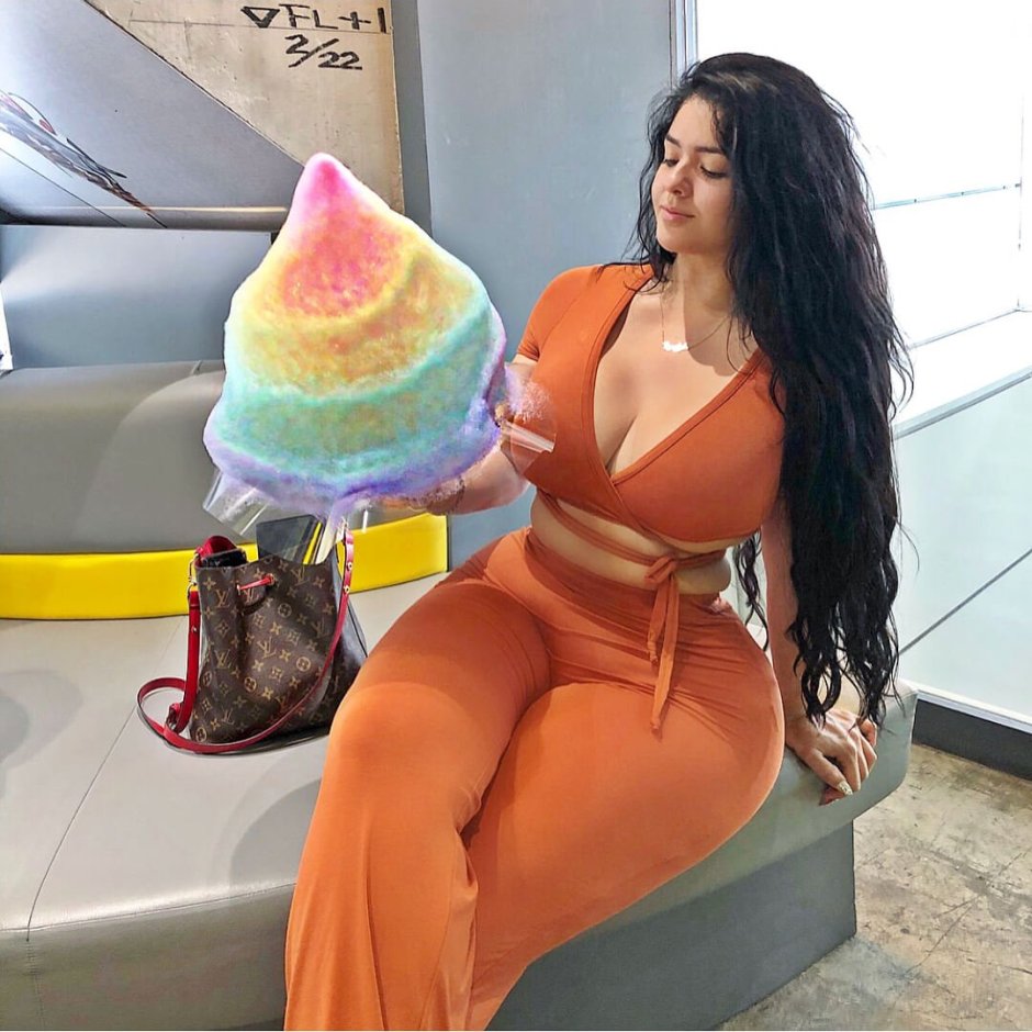 Spicy j in the dress