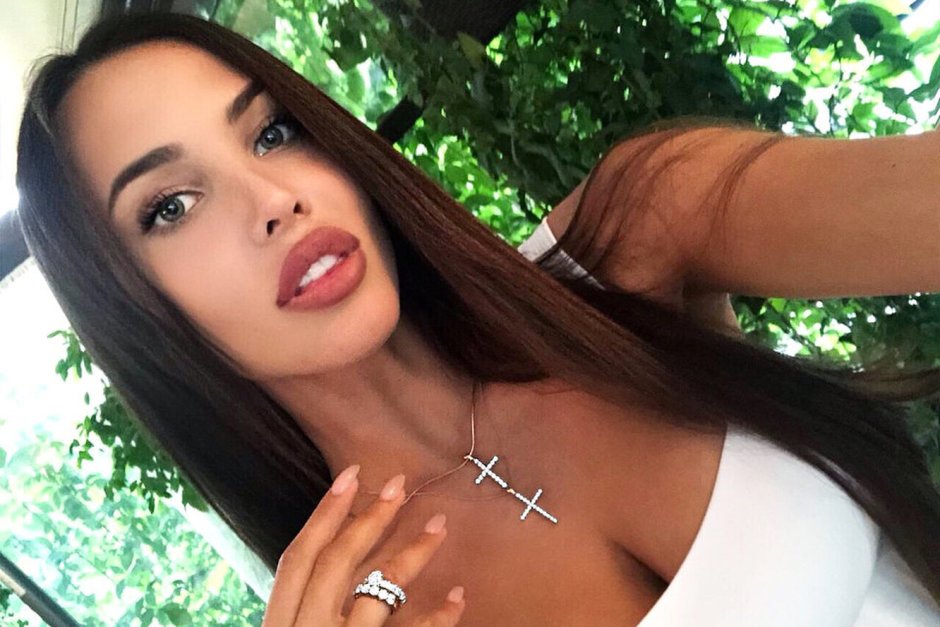Anastasia Reshetova Selfie