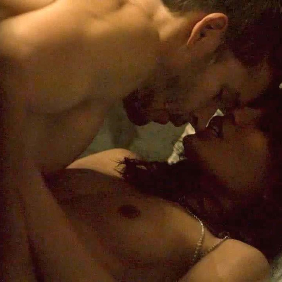 Frida Pinto Erotic scenes