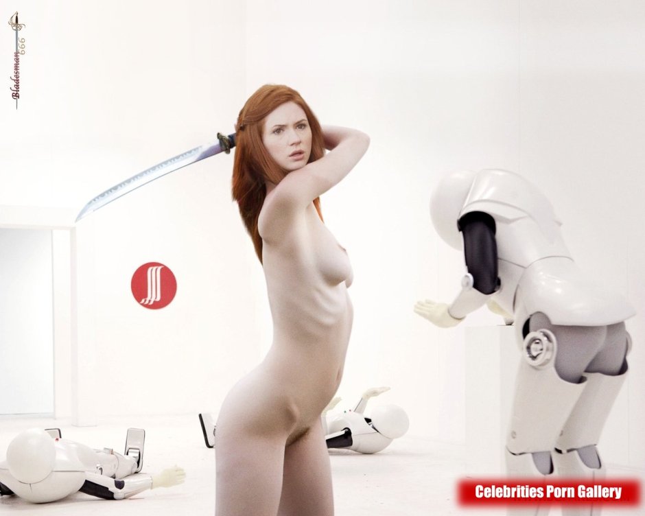 Karen Gillan Jumanji XXX