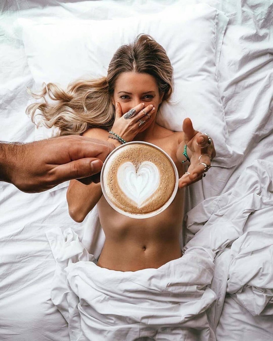 Coffee to bed girl
