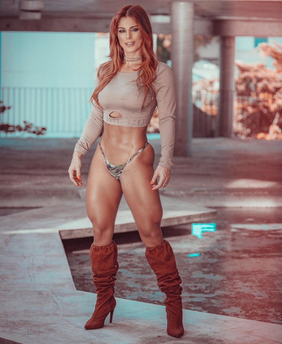 Deborah Albuquerque is hot