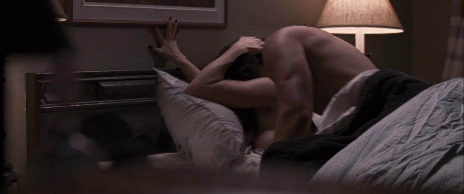 Lauren Holly Erotic scenes