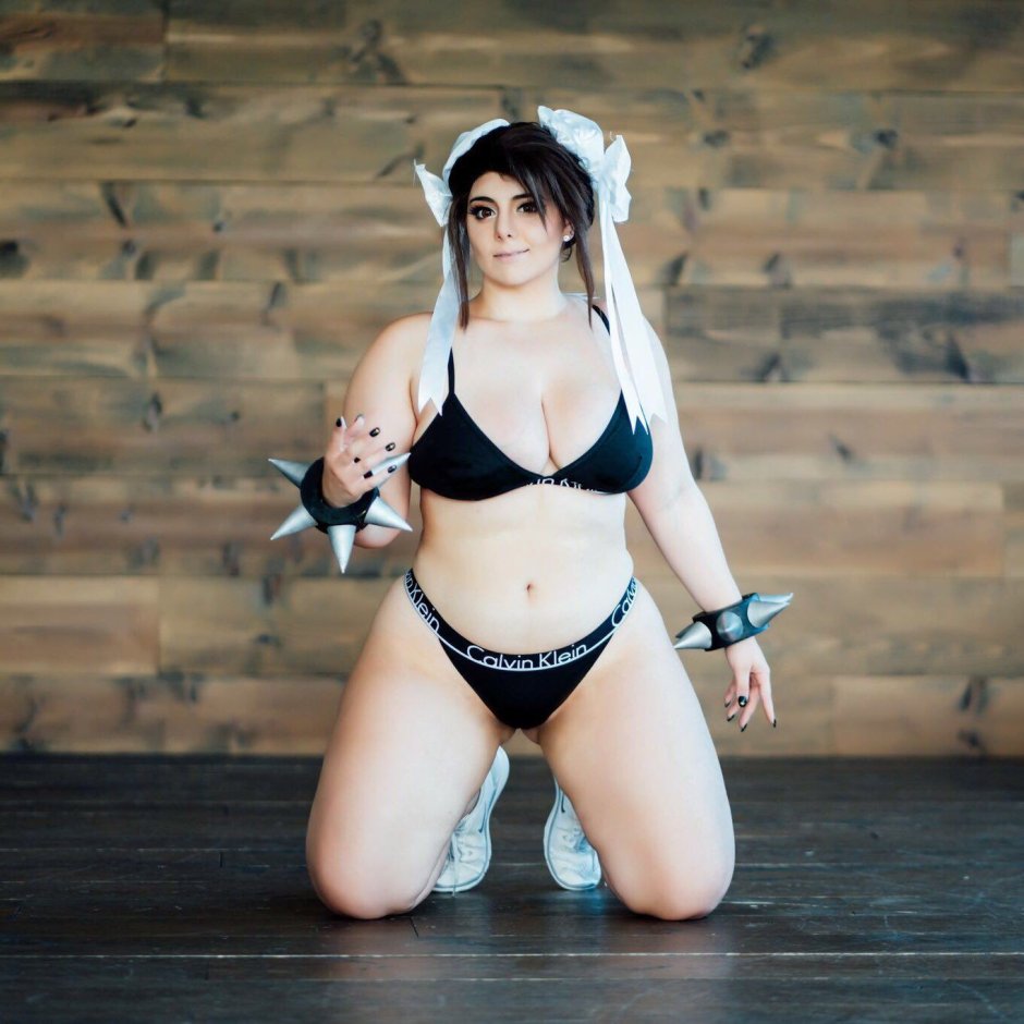 May Lin Zhou cosplay