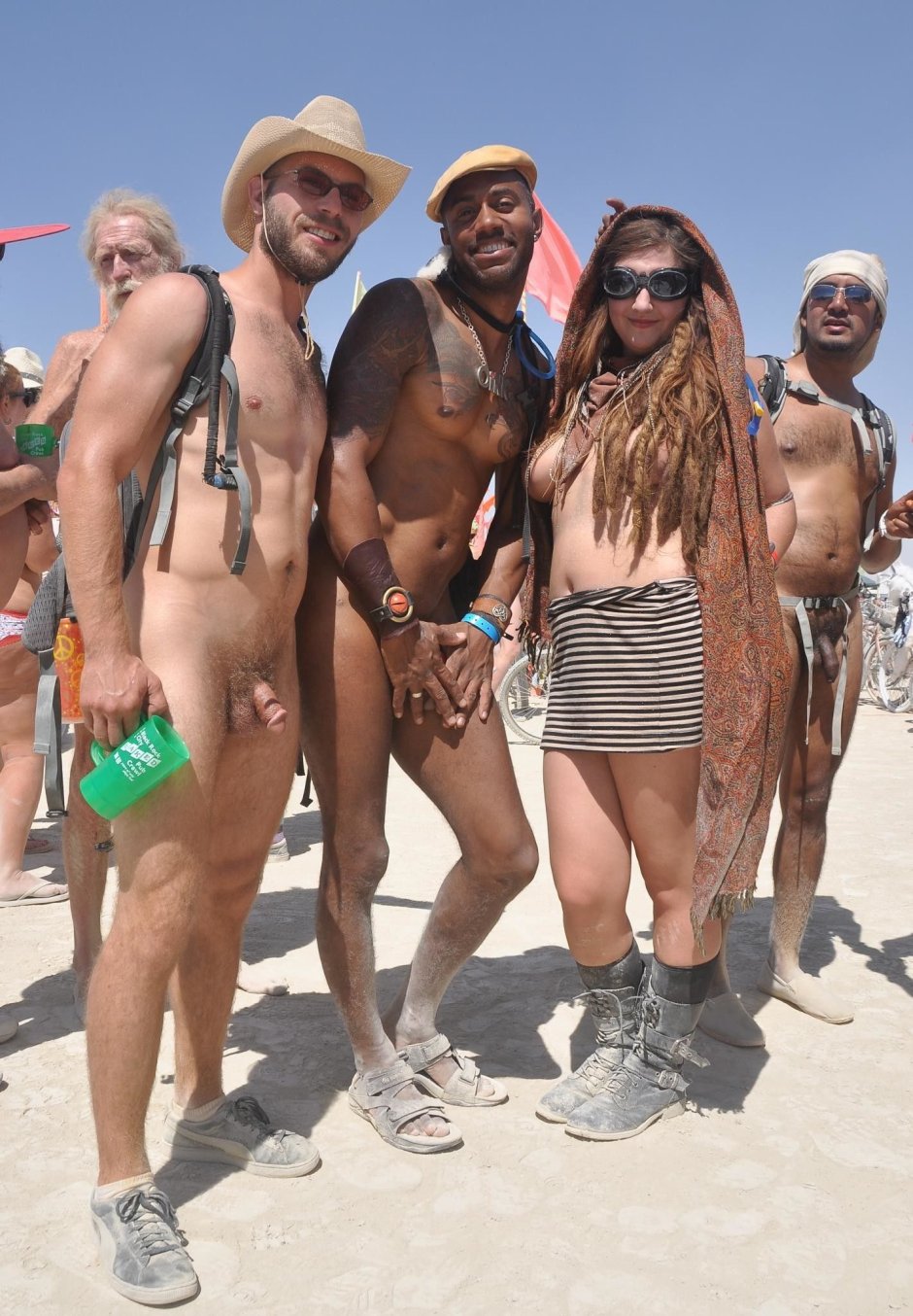 Berning Meng festival Nude