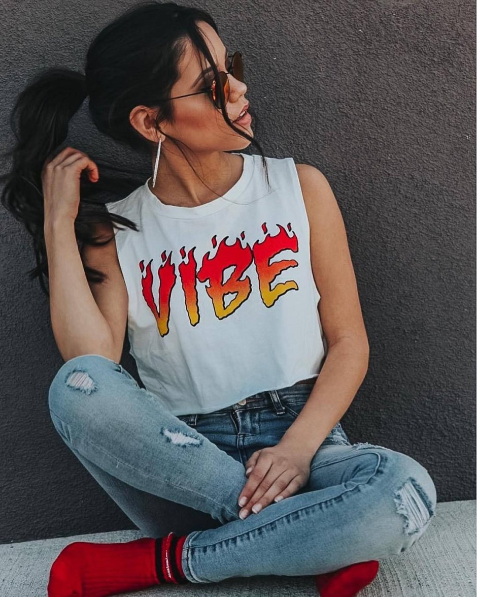 Lulu Lambros Jena Ortega