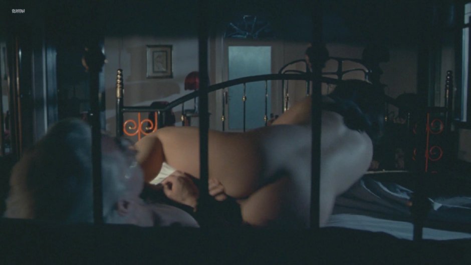 Stefania Sandrelli without panties