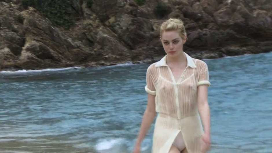 Emma Stone Topless