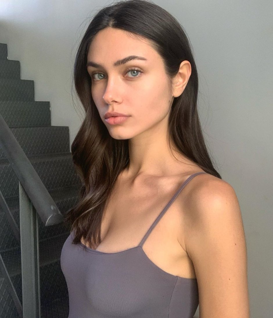 Victoria Bronova drain