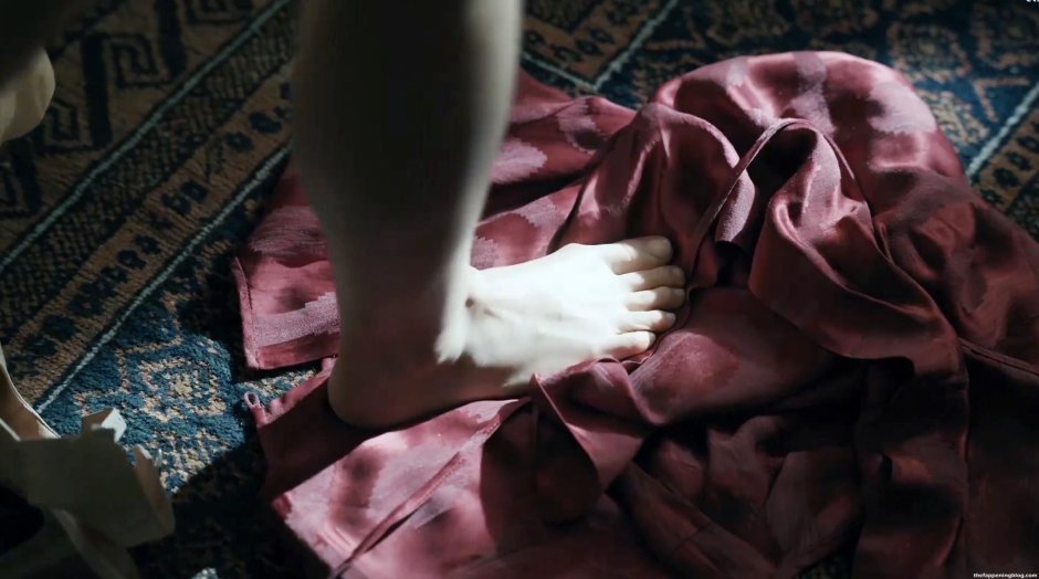 Teresa Raken Film 2013 Scene with Elizabeth Olsen