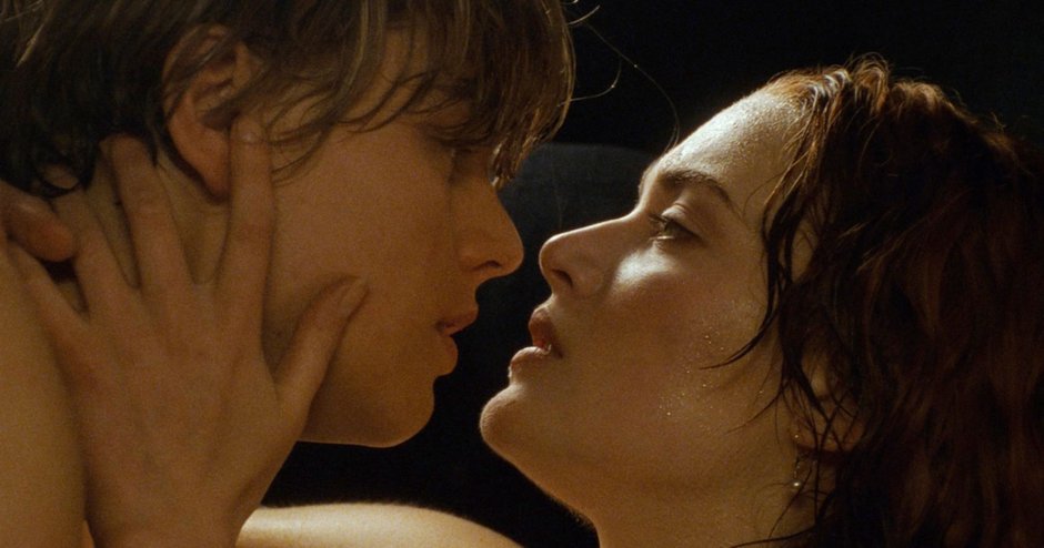 Kate Winslet Bed Scenes in the Titanic