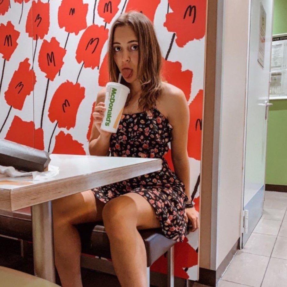 Zlata Sharvarok