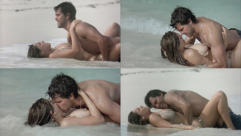 Kelly Brooke Paparazzi beach