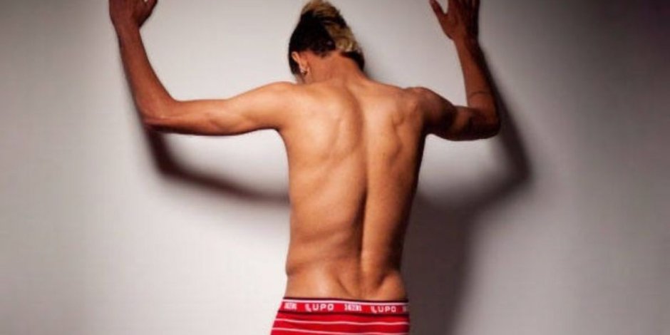 Neymar is naked